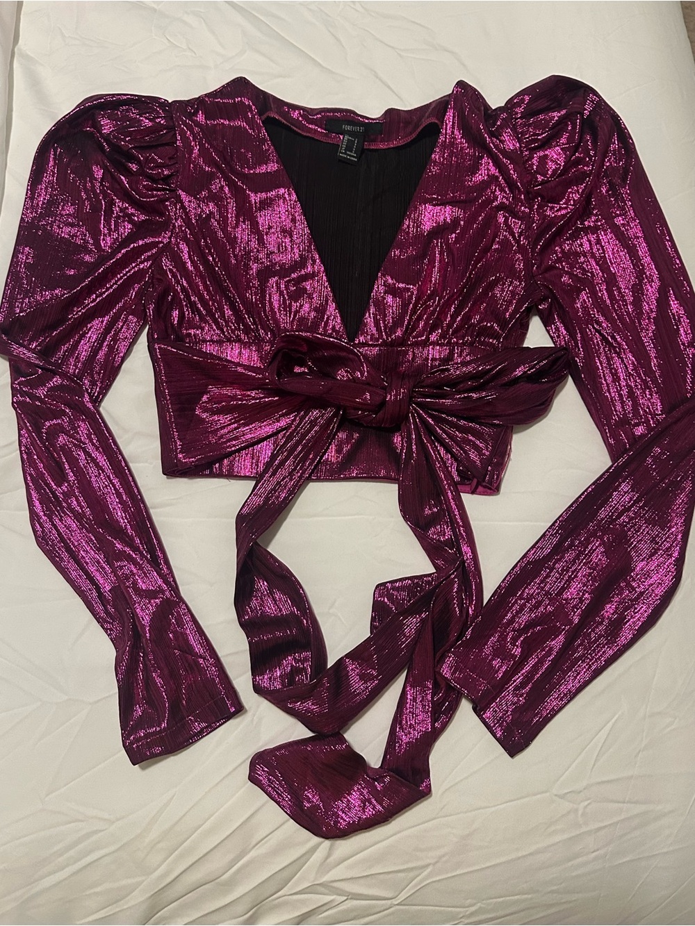 NWOT Forever 21 Metallic Fuchsia Wrap Crop Top with Puff Shoulders